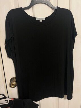 Green Envelope Black Cap Sleeve T-Shirt Size Large